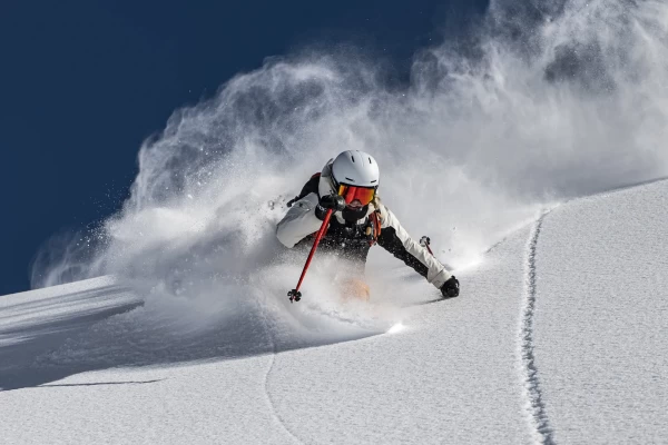 Heli-Skiing in Bella Coola, BC, Canada long sleeves men's slim fit